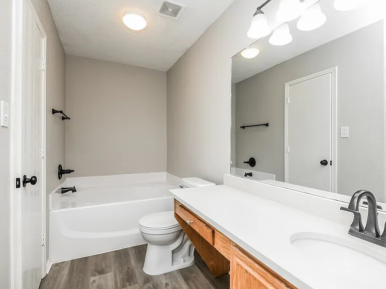 7007 Rovato Dr — Photo 12