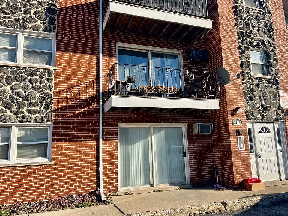 1st image of 8302 W 47th St #11