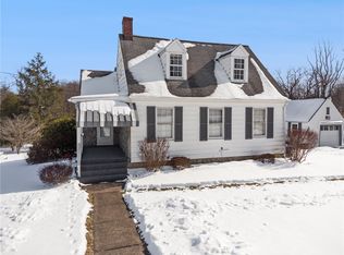 823 Arbor Ln, Mount Pleasant, PA 15666