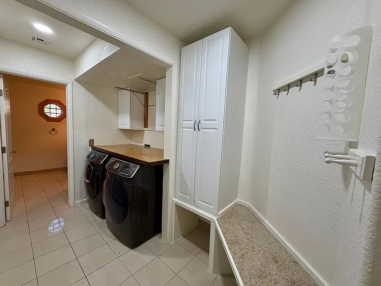 1538 Roughrider Cir — Photo 23