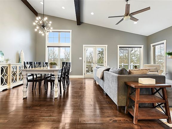 4th image of 220 Bonnie View Dr