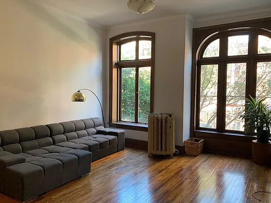 Rented by Oxford Property Group | media 2