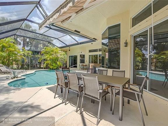 3rd image of 295 Egret Ln