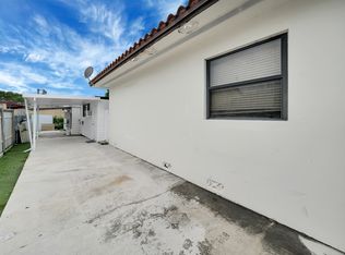 2810 SW 76th Ave #A, Miami, FL 33155