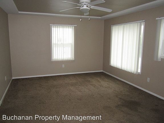 2nd image of 4825 Del Monte Ave
