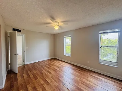 2 bed, 959 sqft, $1,450 — Photo 2