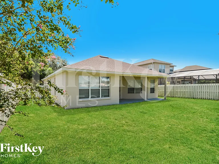 14330 Estrella Dr — Photo 15