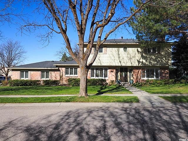 1st image of 4902 S Sommet Dr