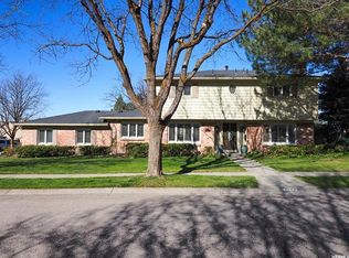 4902 S Sommet Dr, Holladay, UT 84117