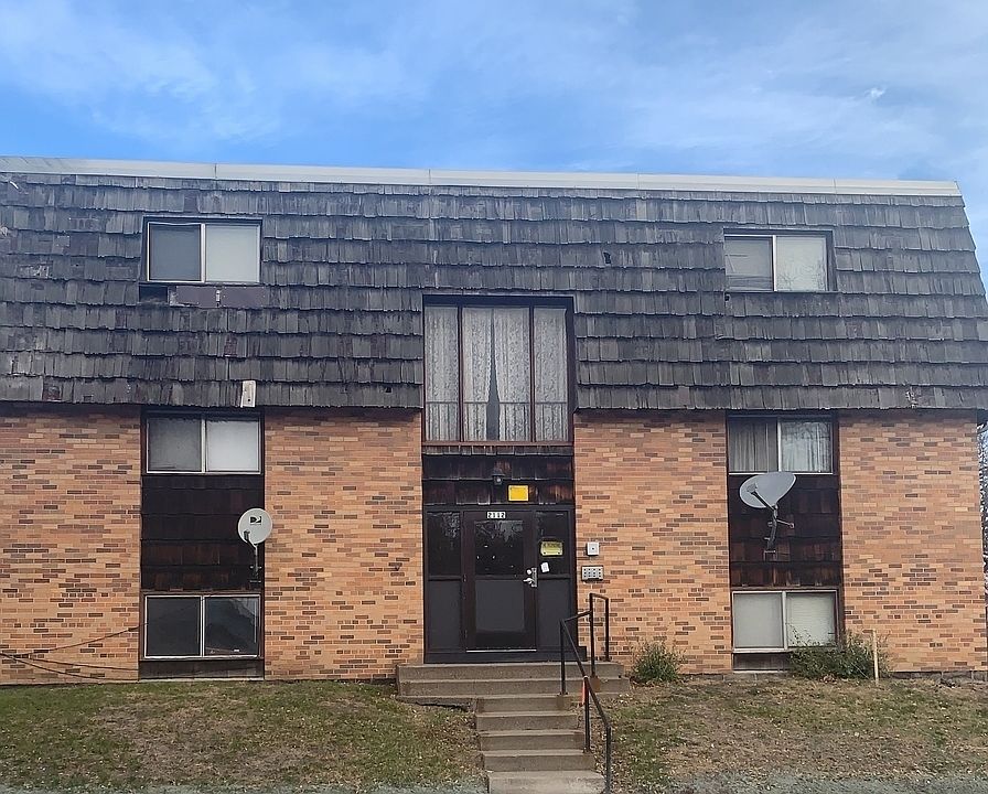 1st image of 2112 44th Ave N APT 204