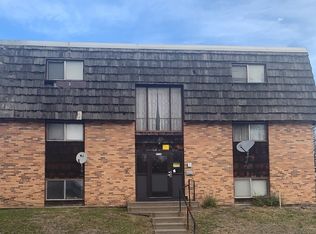 2112 44th Ave N APT 204, Minneapolis, MN 55412