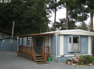 965 S Falcon St, Rockaway Beach, OR 97136
