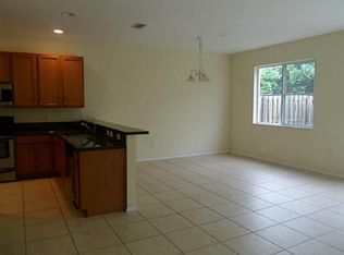 9072 SW 19th St, Miramar, FL 33025