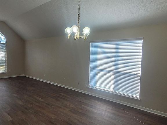 3rd image of 5639 Sage Manor Dr