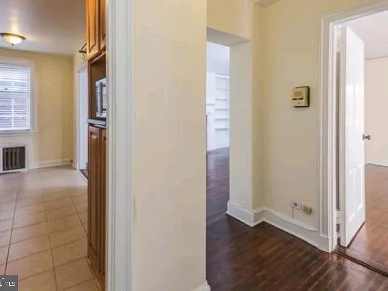 25 Palmer Sq W #G — Photo 10