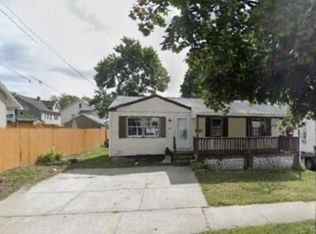 53 Silver St, Springfield, MA 01107