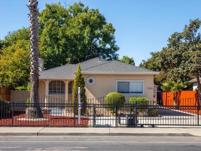 2255 Pulgas Ave, East Palo Alto, CA, 94303