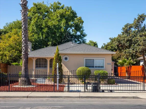 2255 Pulgas Ave, East Palo Alto, CA 94303