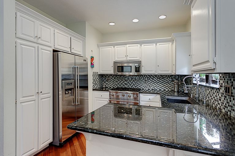1st image of 774 E California Blvd APT 1