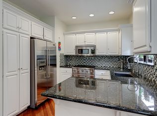 774 E California Blvd APT 1, Pasadena, CA 91106