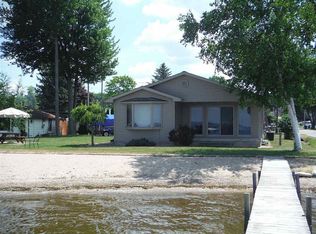 106 Broadway Rd, Houghton Lake, MI 48629