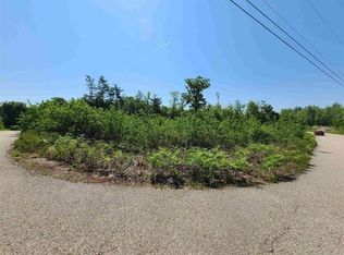 4 Hawthorne Rd, Ossipee, NH 03864