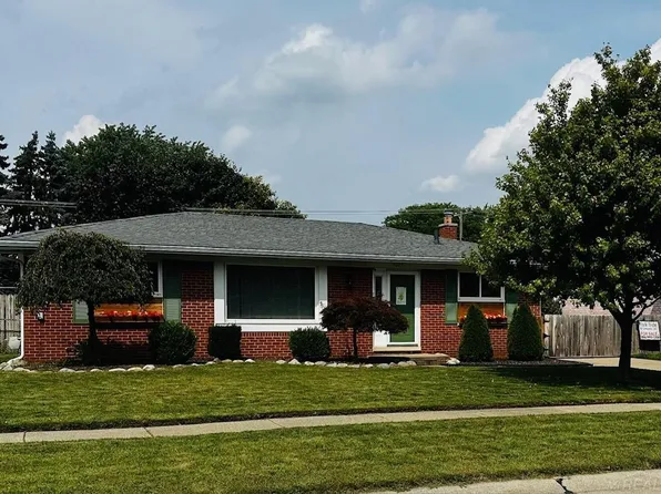 8627 Alwardt Dr, Sterling Heights, MI 48313