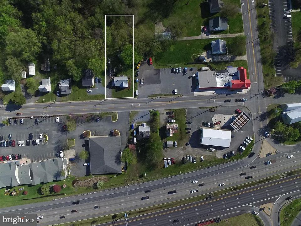 2nd image of 1508 Postal Rd