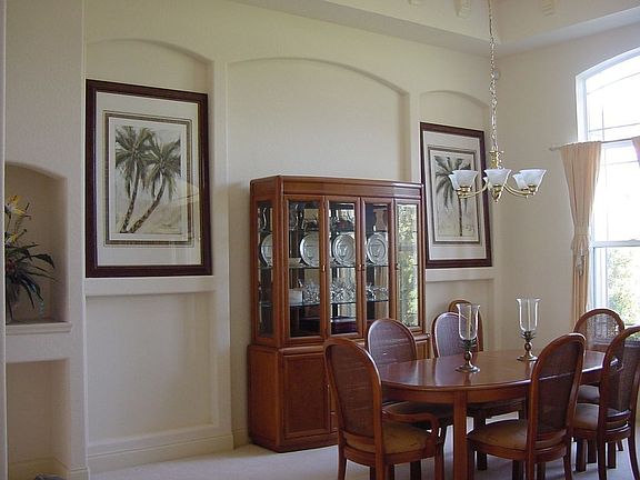 Dinning Rm