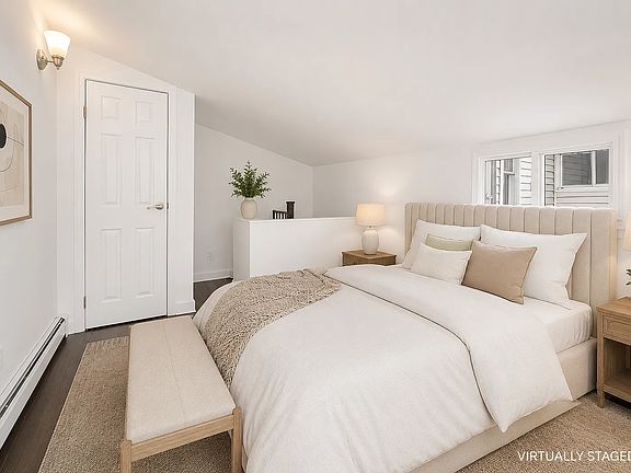 4th image of 372 2nd St APT 4B