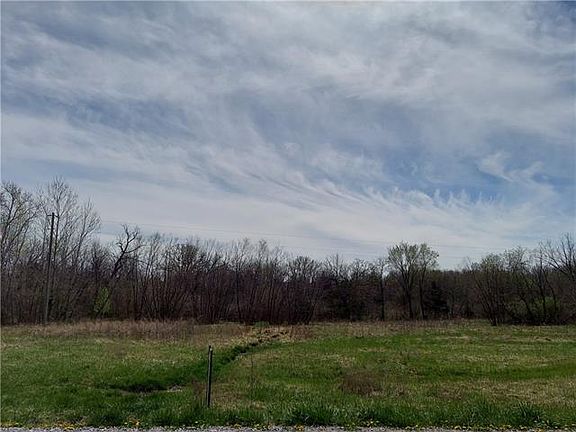 3rd image of 130 Northeast Rd