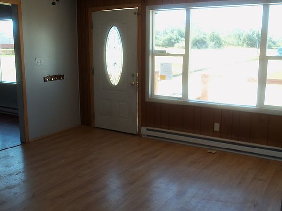 5th image of 411 S Lucas St