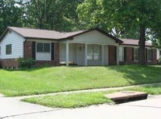 2871 Wintergreen Dr, Florissant, MO