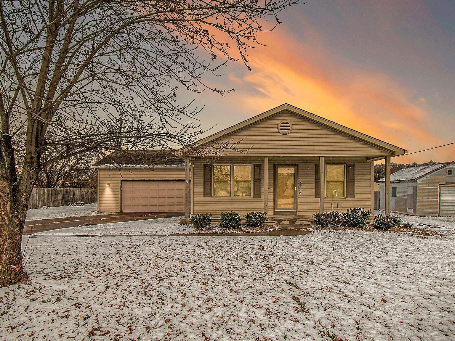 28111 Fieldhouse Ave, Elkhart, IN 46517 Zillow