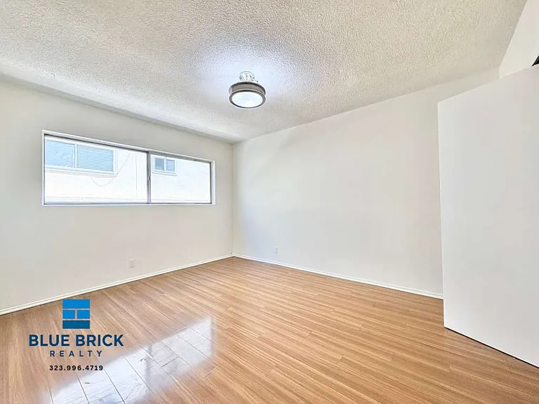 1411 N Curson Ave #2 — Photo 5