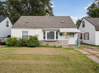 17369 Lincoln Ave, Eastpointe, MI 48021