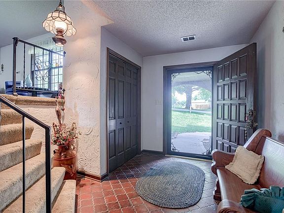 4th image of 4409 N 123rd Ter