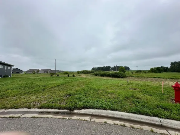 Xxxx Evergreen Pl NE, Owatonna, MN 55060