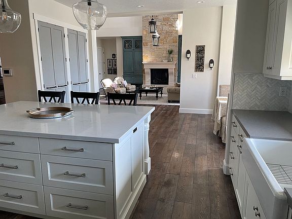 4th image of 4821 N Vialetto Way