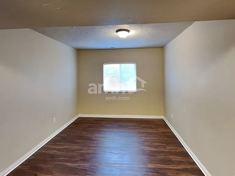 917 W Longleaf Dr — Photo 10