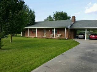 1792 Warren Carter Rd, Douglas, GA 31533