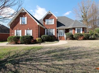 909 Stewart Valley Dr, Smyrna, TN 37167