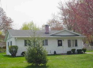 44 Douglas Cir, Smithfield, RI 02828