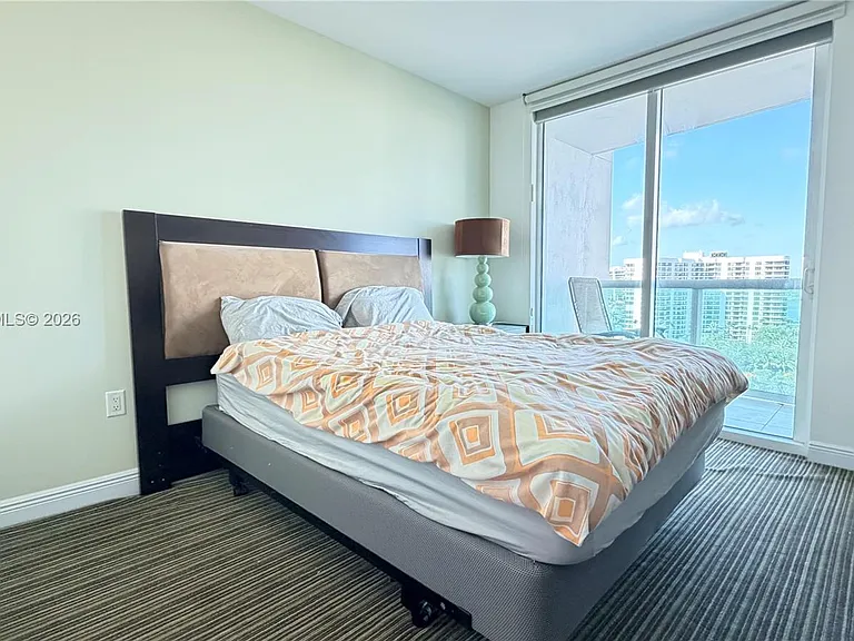 19400 Turnberry Way #1131 — Photo 15