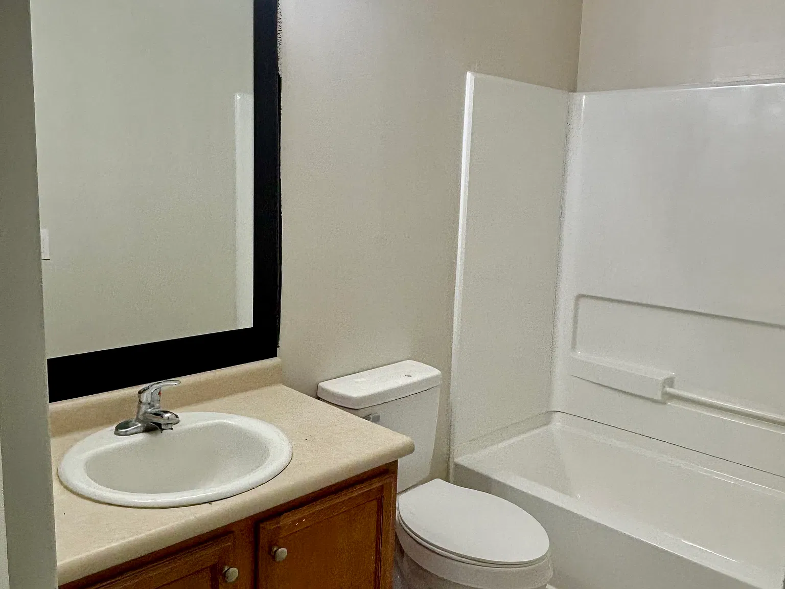 7 Castello Ave — Photo 2