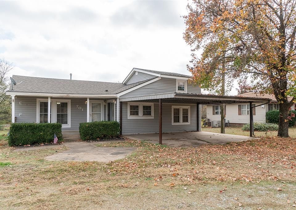 1st image of 701 E Scissortail Ln