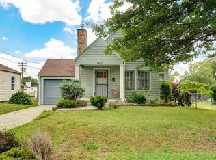 1607 E Olive St, Springfield, MO 65802