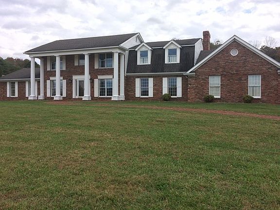 2nd image of 304 Southwind Dr