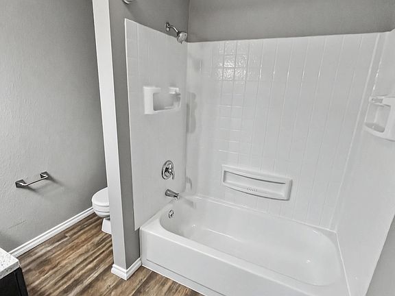 5th image of 3515 W 41st Ave #B