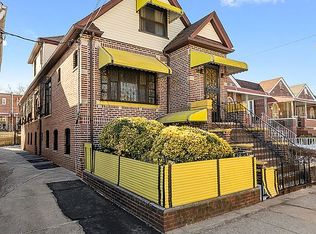 718 E 93rd St Floor 2, Brooklyn, NY 11236